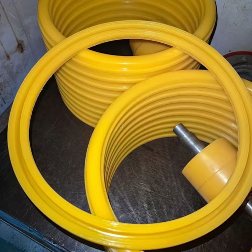 Polyurethane Seals, O-Rings & Piston Components