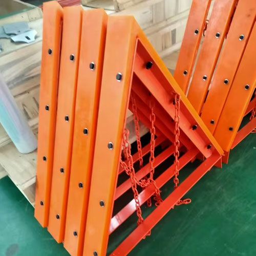 Conveyor Belt Plough System